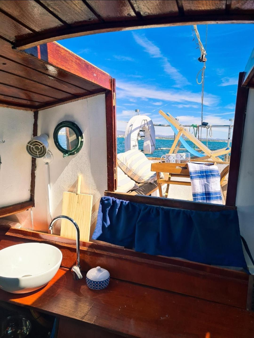 فندق Santiago- Boat House Olhão المظهر الخارجي الصورة